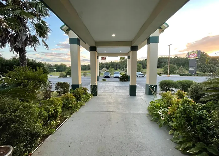 Super Inn And Suites